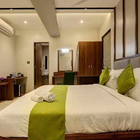 Magnus Fortune House Business Hotel , Magarpatta Mundhva المظهر الخارجي الصورة