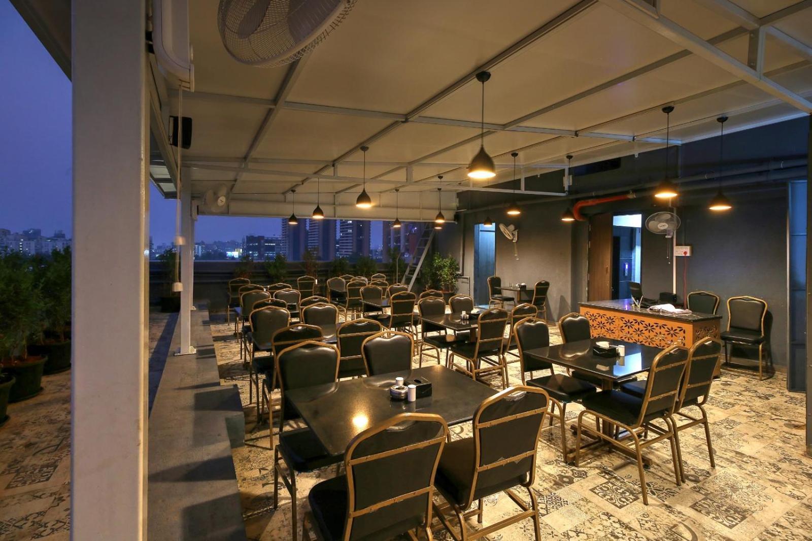Magnus Fortune House Business Hotel , Magarpatta Mundhva المظهر الخارجي الصورة