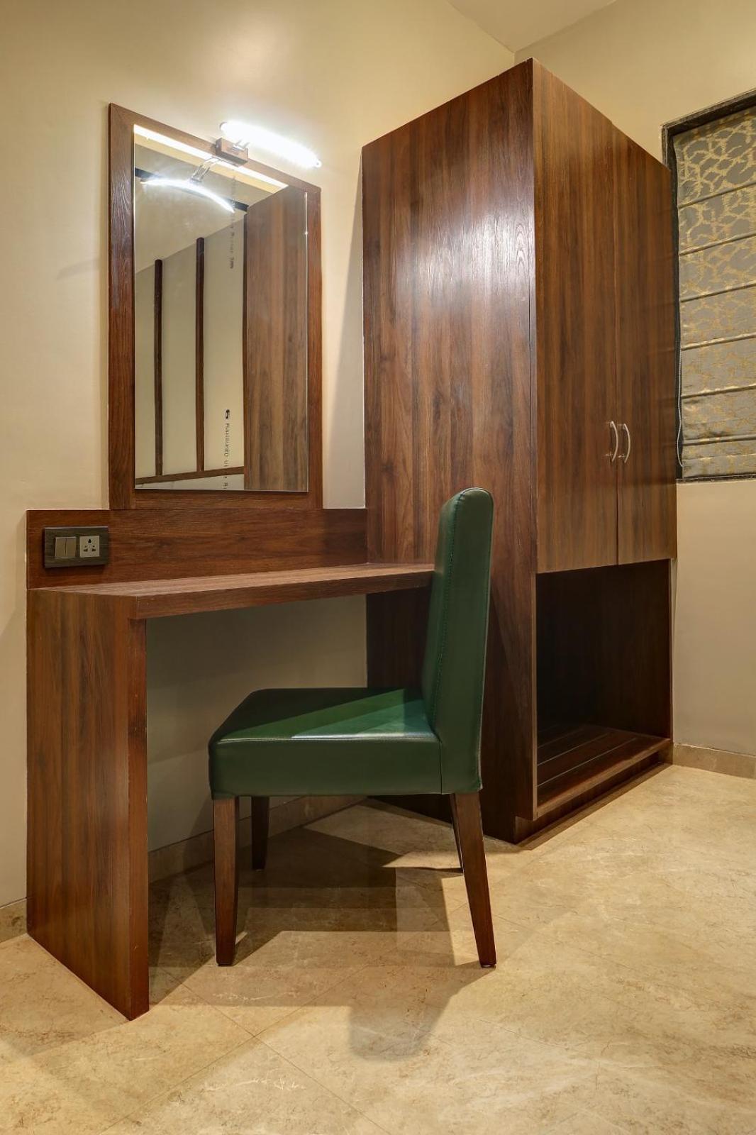 Magnus Fortune House Business Hotel , Magarpatta Mundhva المظهر الخارجي الصورة