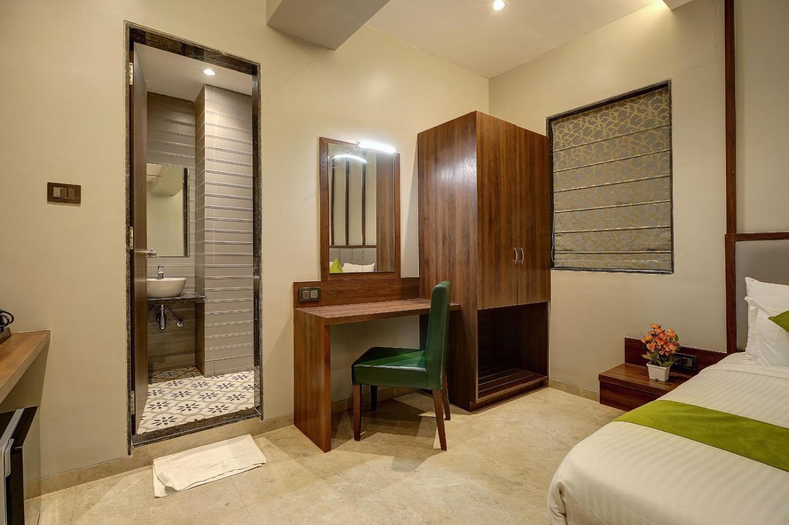 Magnus Fortune House Business Hotel , Magarpatta Mundhva المظهر الخارجي الصورة