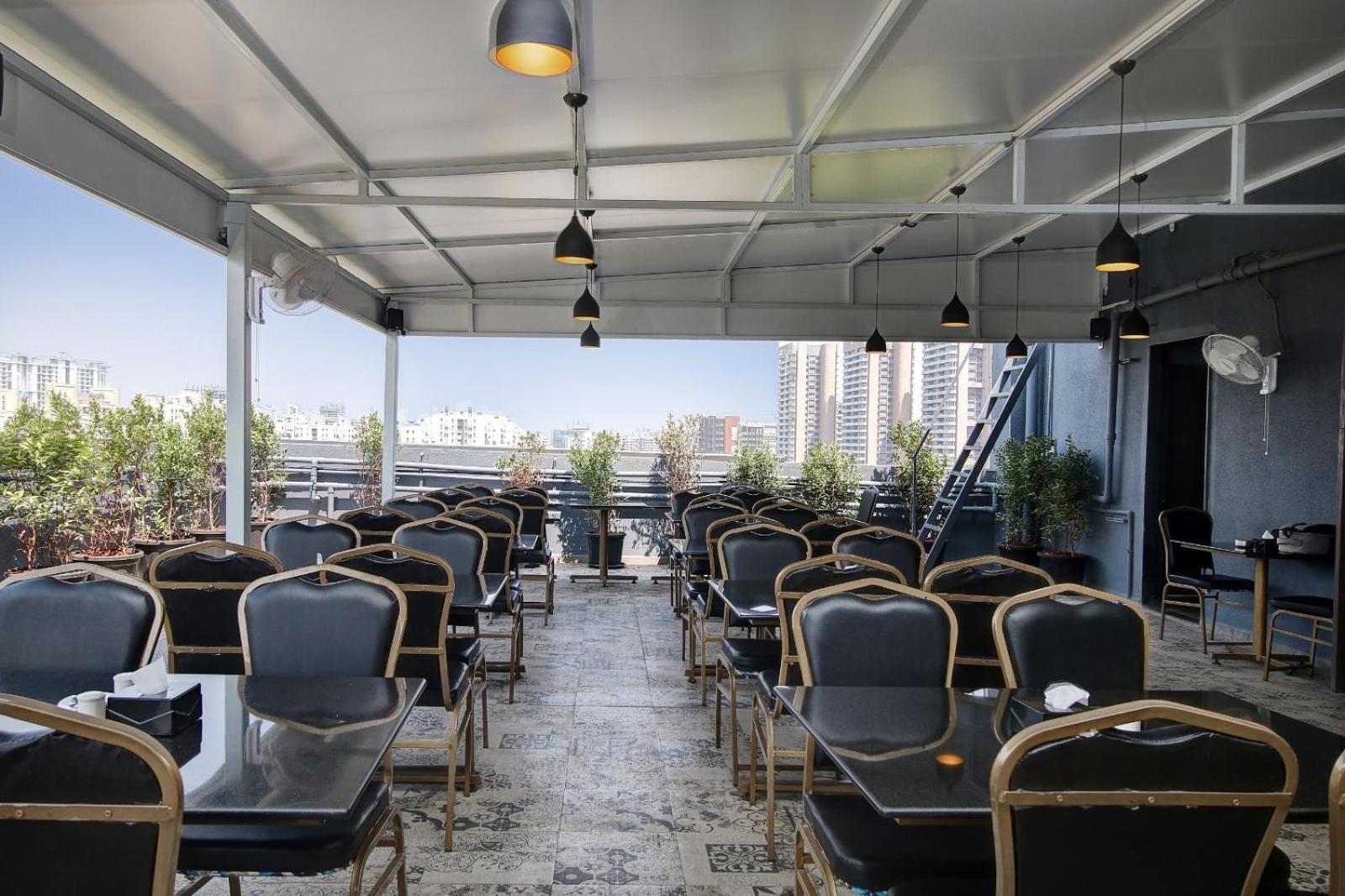 Magnus Fortune House Business Hotel , Magarpatta Mundhva المظهر الخارجي الصورة