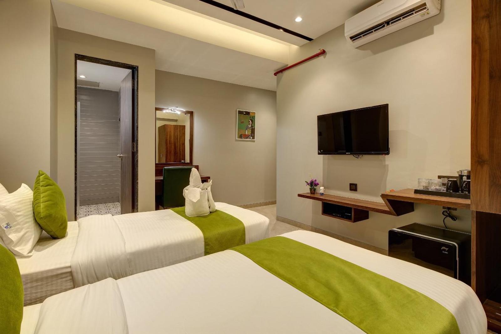 Magnus Fortune House Business Hotel , Magarpatta Mundhva المظهر الخارجي الصورة