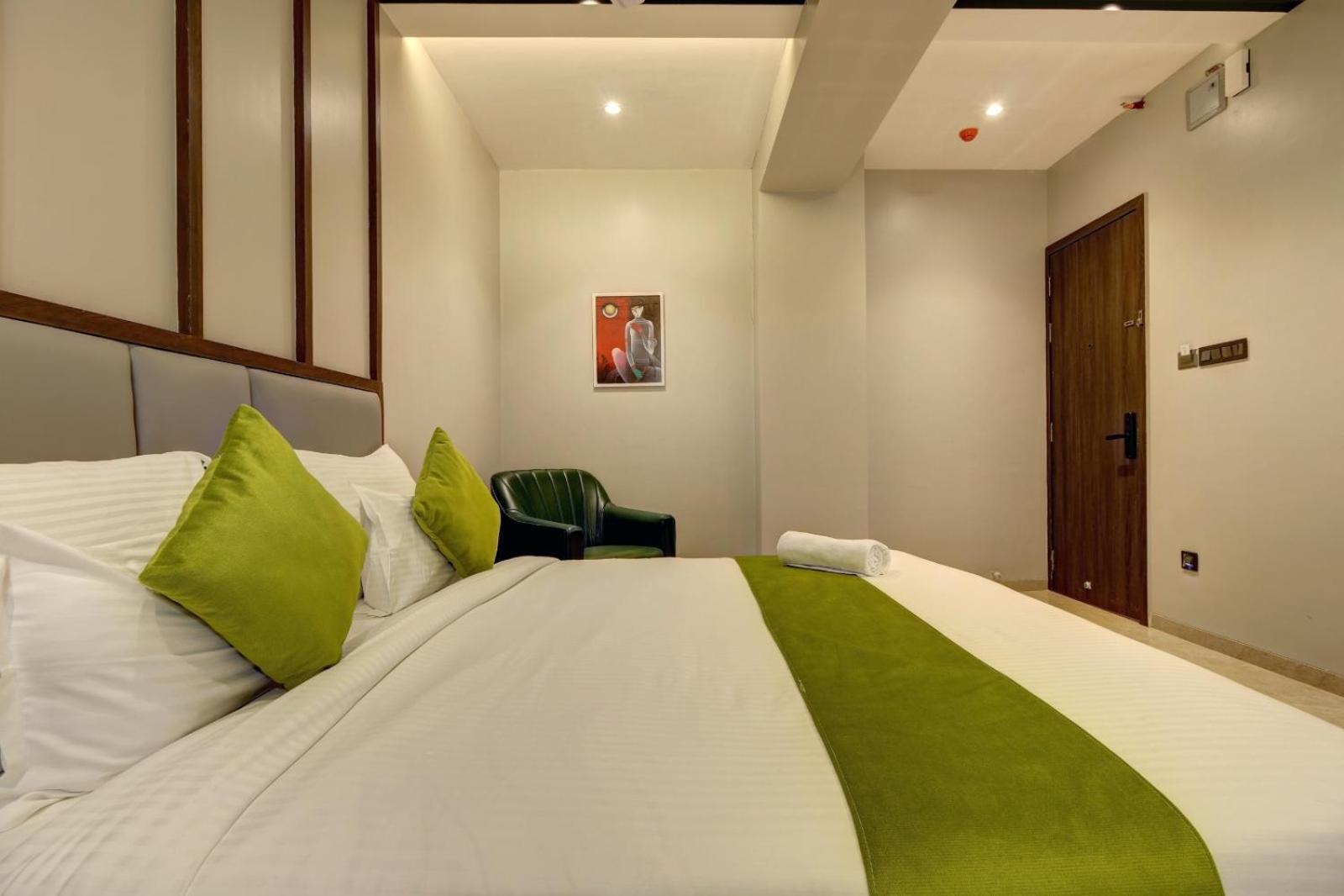 Magnus Fortune House Business Hotel , Magarpatta Mundhva المظهر الخارجي الصورة